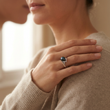 Bague SERENITY | Or Blanc & Perles de Culture Black Tahiti