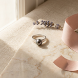 Bague IRINA | Or Blanc & Perle de Tahiti - 8/9mm