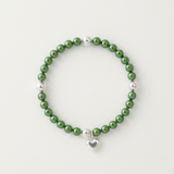 Bracelet en argent 925 avec perles d'eau douce vertes rondes et charm cœur.