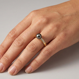 Bague ARIANE | Or Jaune, Diamants & Perle de Tahiti