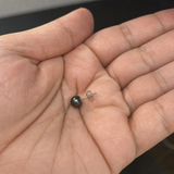 Boucle d'Oreilles Bouton AYA | Argent & Perles de Culture Black Tahiti 7/8mm
