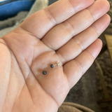 Boucle d'Oreilles Bouton AYA | Argent & Perles de Culture Black Tahiti 5/6mm