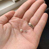 Boucle d'Oreilles Bouton AYA | Argent & Perles de Culture Blanches 6/7mm