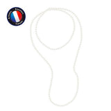 Sautoir en perles de culture blanches 6/7mm sur fond blanc, présenté déplié.